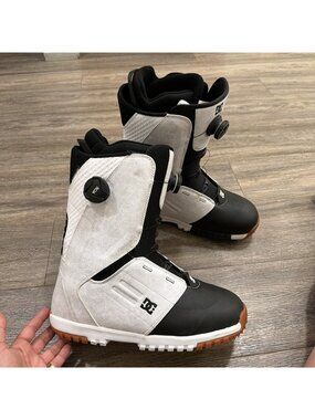 DC Control Mens Snowboard Boots double BOA White Size 13